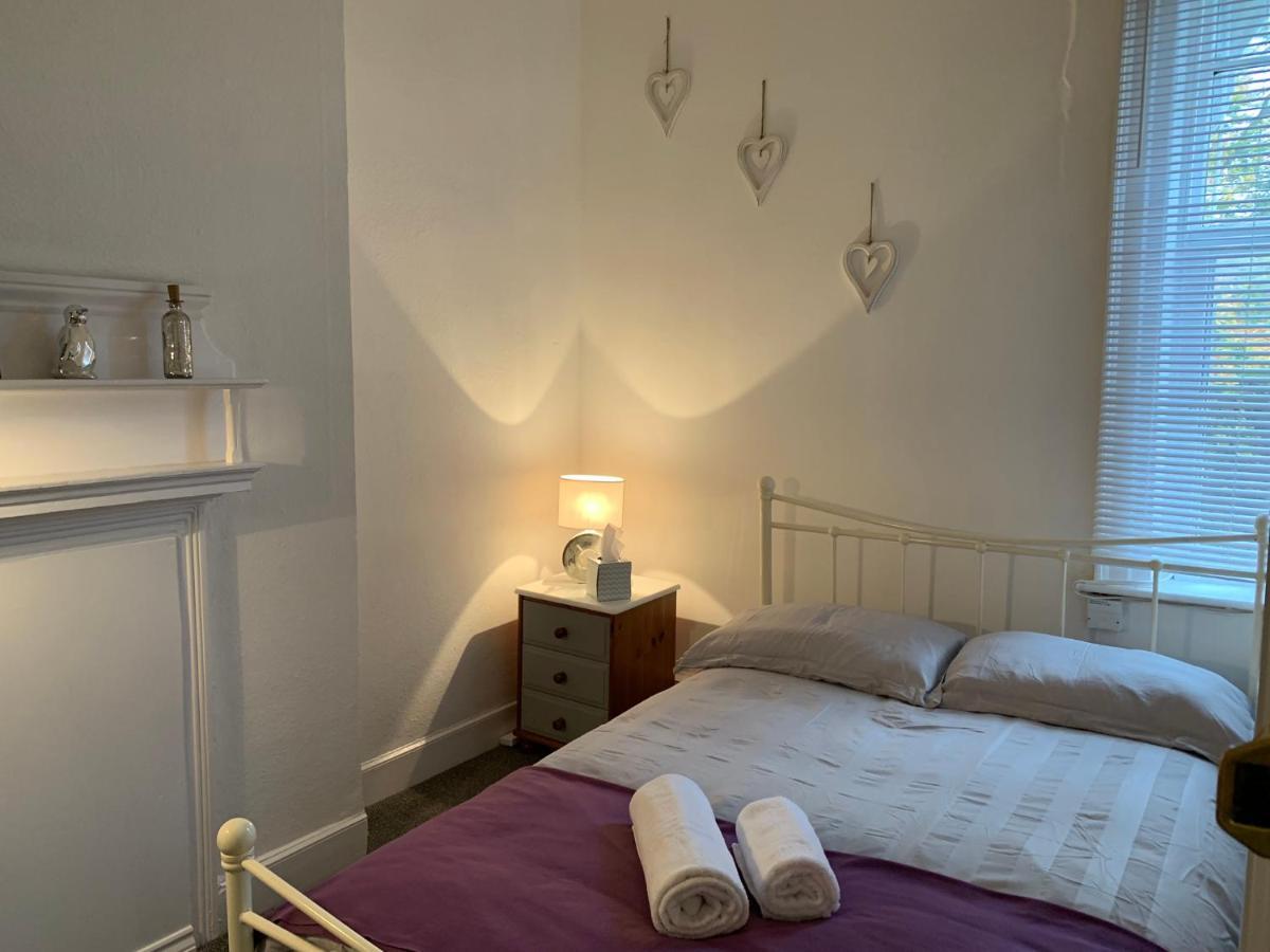 Cosy Rooms In Taunton Eksteriør bilde