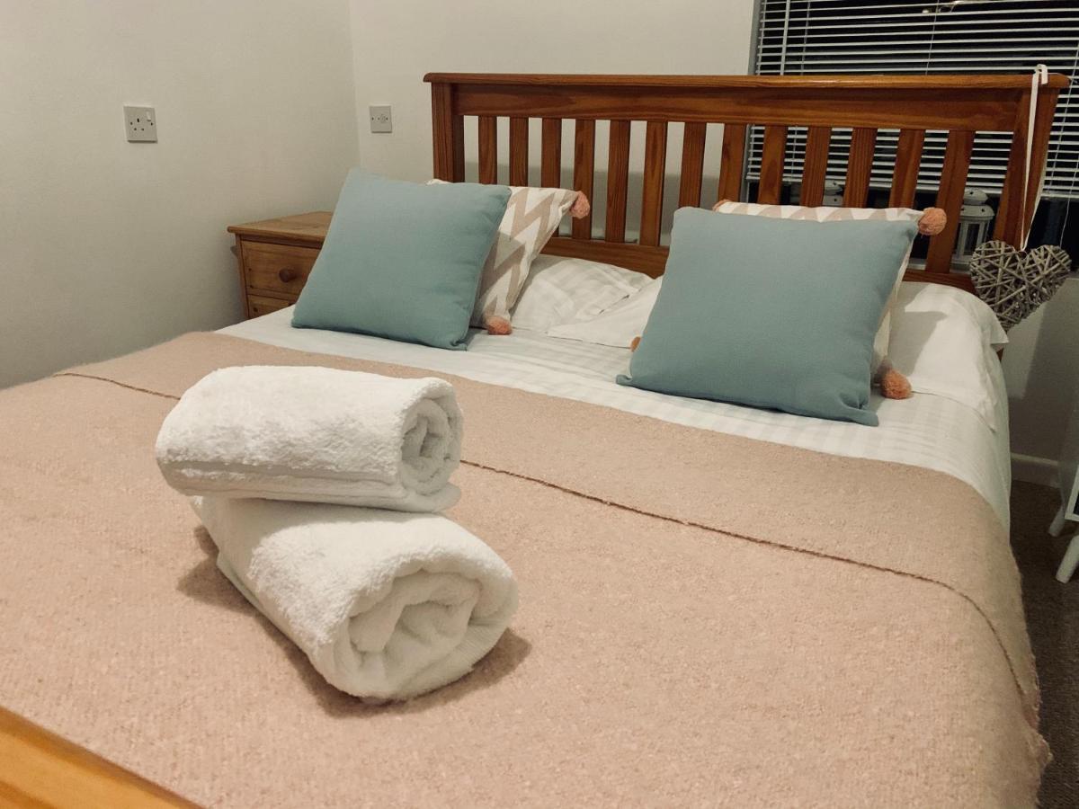 Cosy Rooms In Taunton Eksteriør bilde